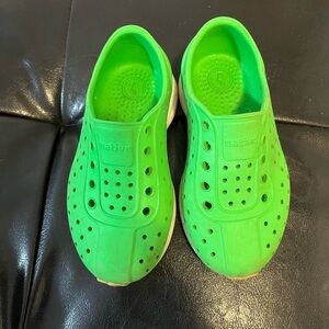 Bright Green Native Robbie’s toddler 8